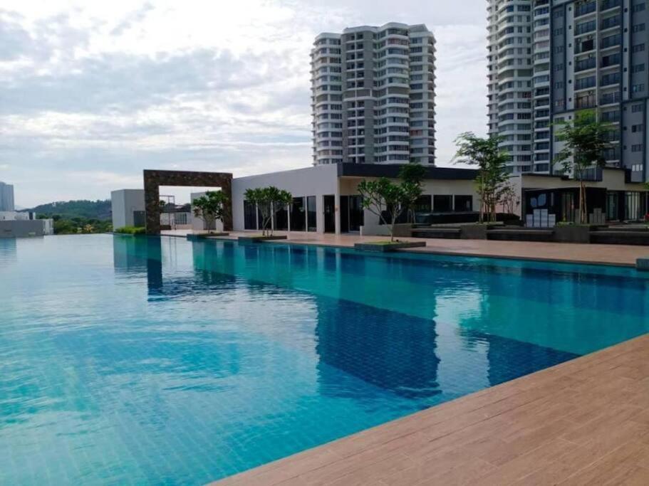 H&H Lovely Homestay In Nilai Ngoại thất bức ảnh