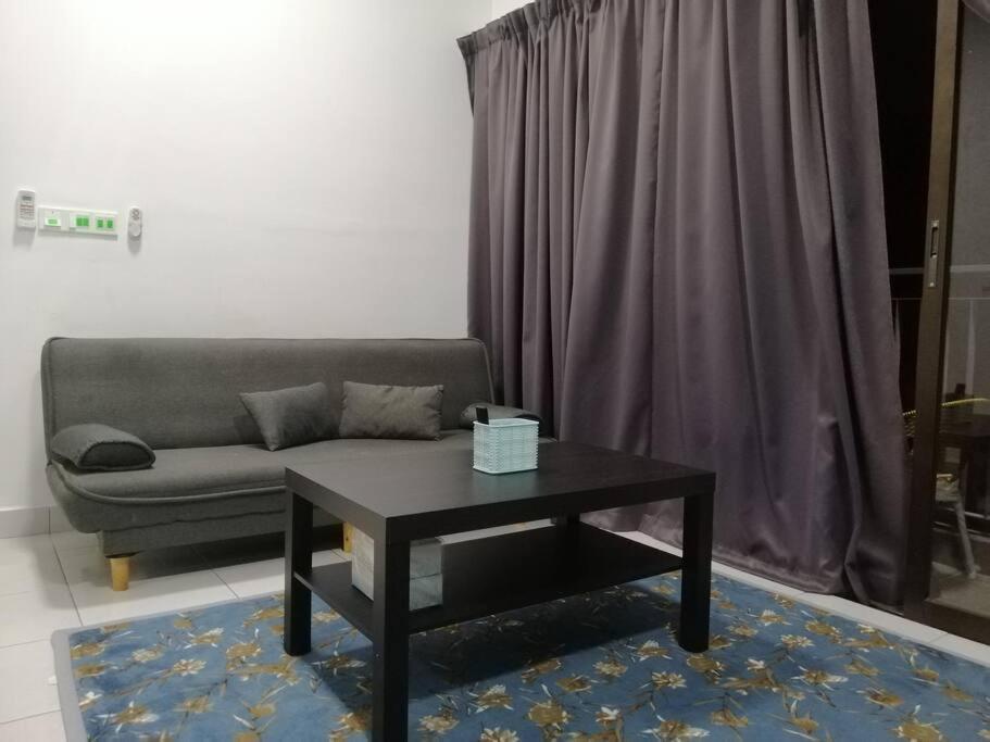H&H Lovely Homestay In Nilai Ngoại thất bức ảnh