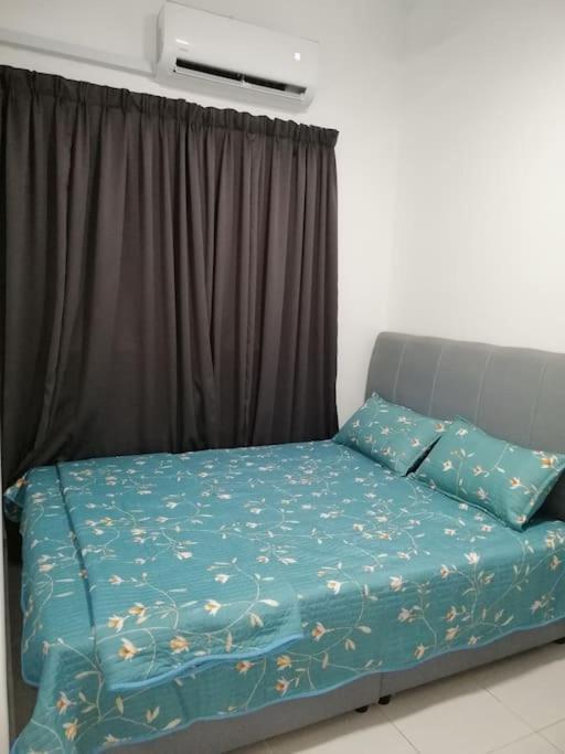H&H Lovely Homestay In Nilai Ngoại thất bức ảnh