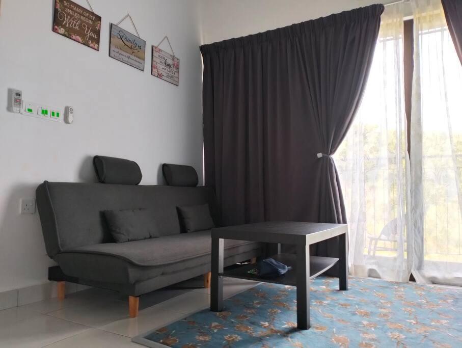 H&H Lovely Homestay In Nilai Ngoại thất bức ảnh